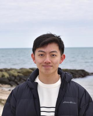 Headshot of Henry Ma