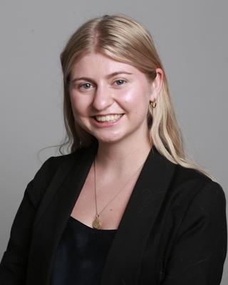 Amelia O'Halloran headshot